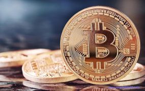 大跌13%！比特币盘中跌破52000美元!